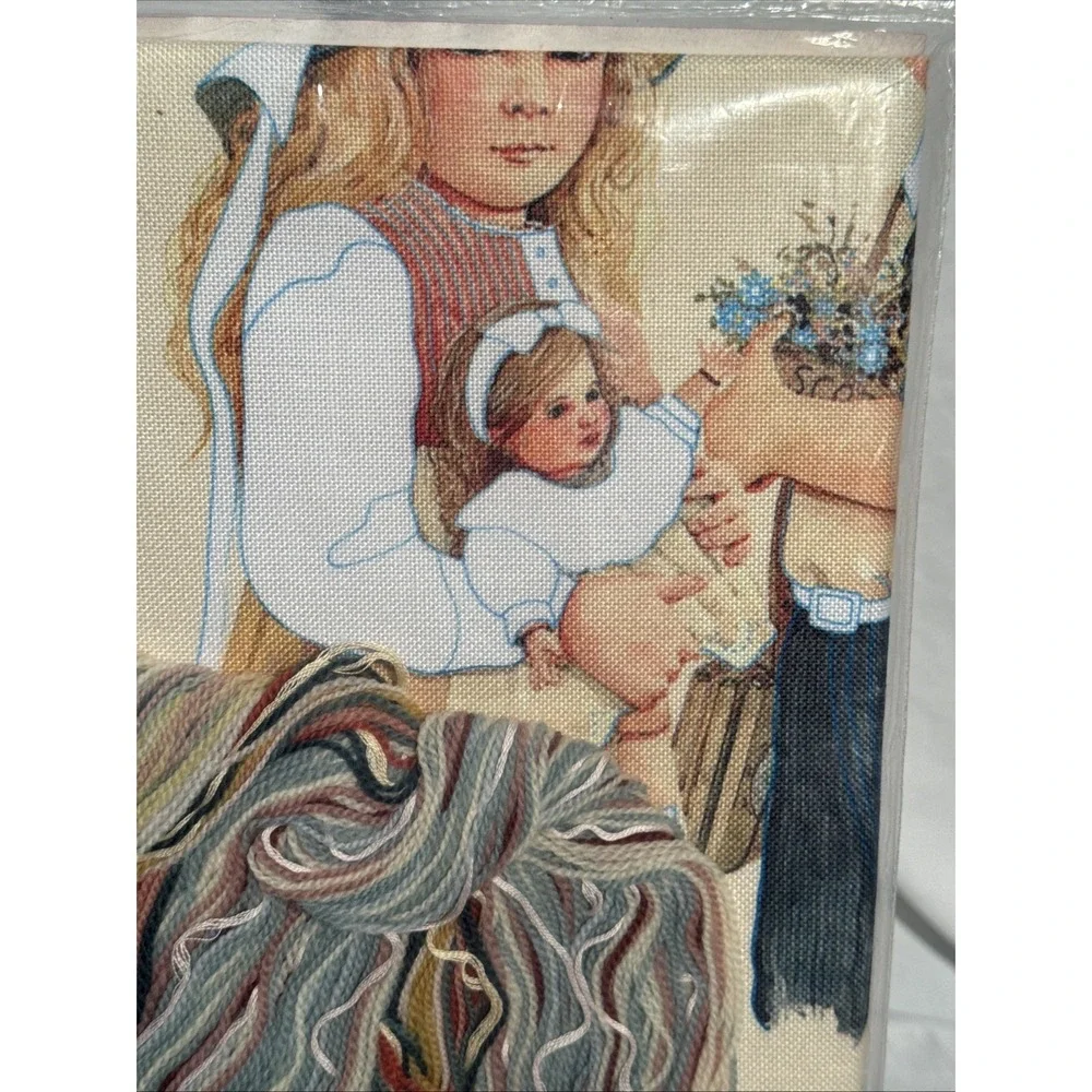 1977 Needle Treasures Spring and Lance Jan Hagara Stitchery Craft Kit 00543 NEW